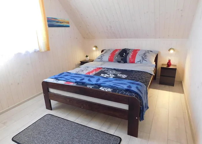 度假居 Letniskowe Oaza 2 *